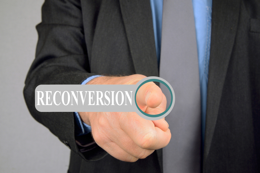 Lire la suite à propos de l’article Devenir monteur vidéo comme perspective de reconversion professionnelle