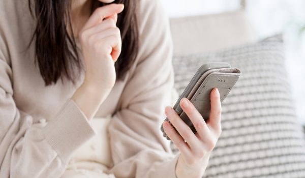 Woman struggling to reply to message